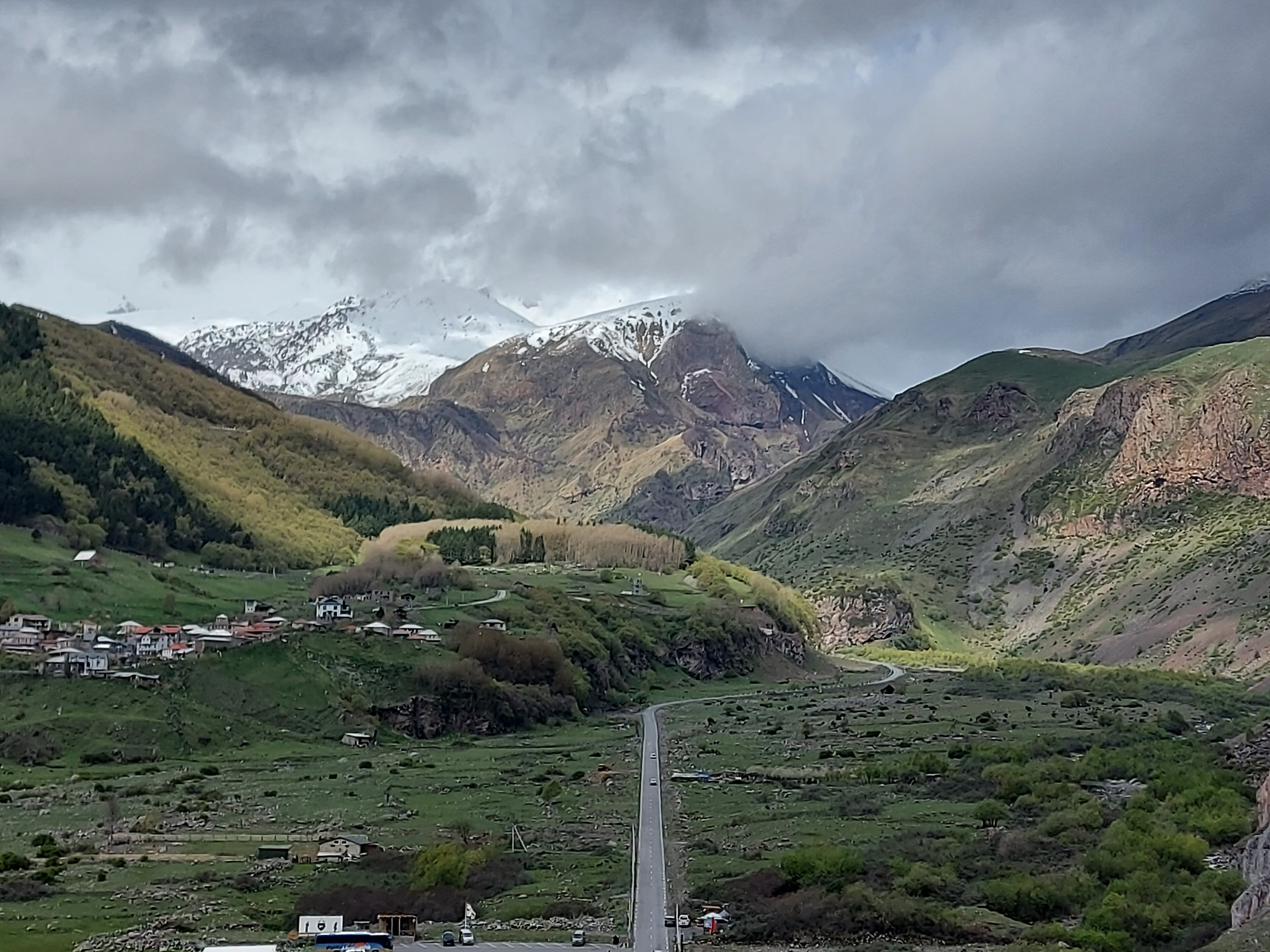 Фото Hotel Axien Kazbegi