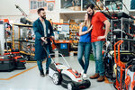 Sedmoe Dikhanie (Pavlovskiy Posad, Internatsionalny pereulok, 25), tool repair