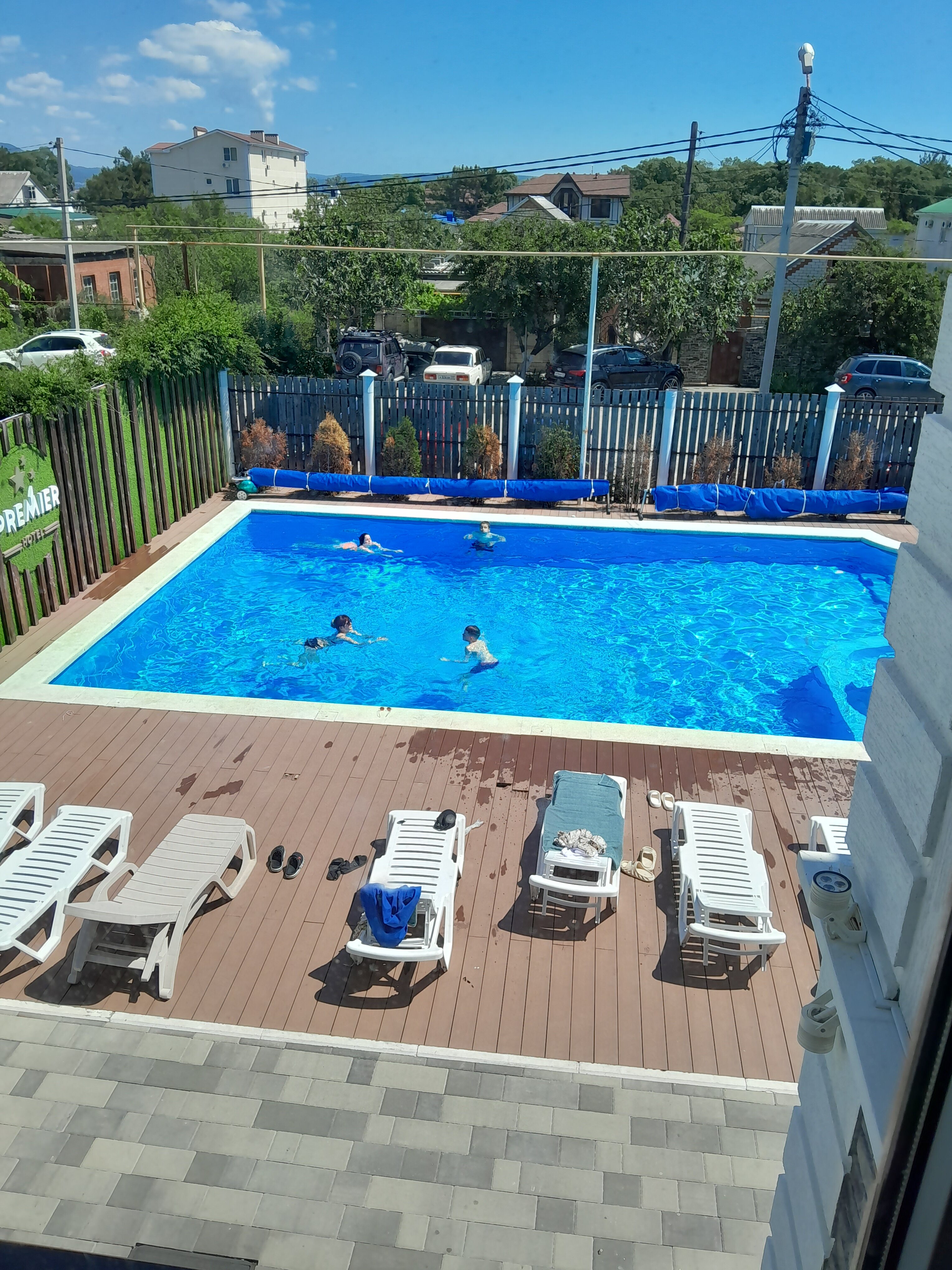 Фото Премьер