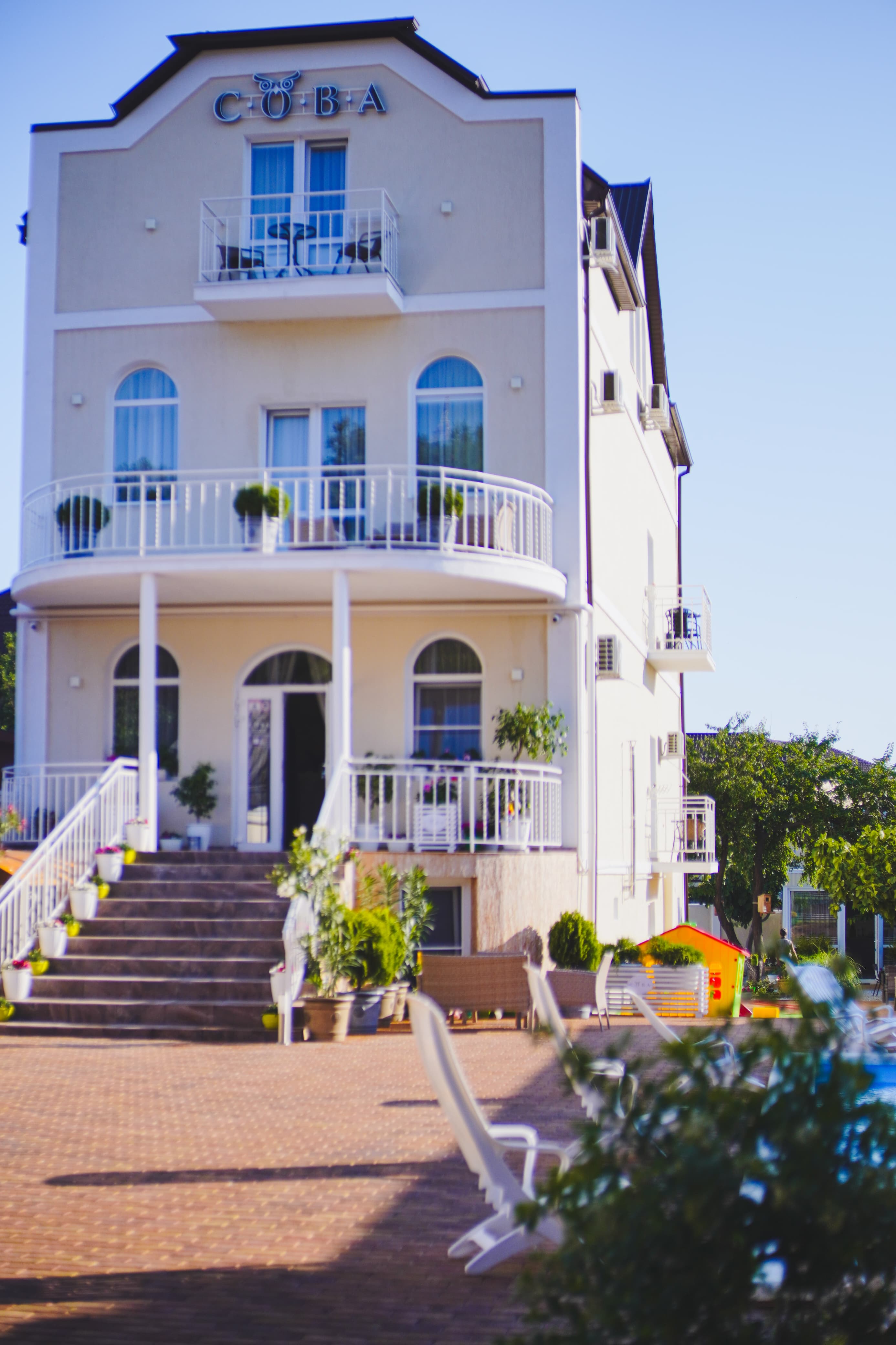 Фото отеля 1