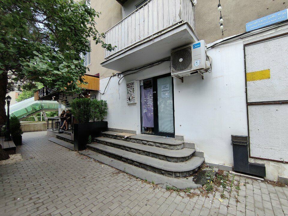 Clothing store Bende Outlet, Tbilisi, photo