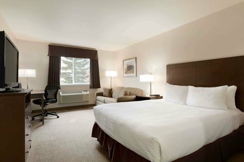 Гостиница Days Inn by Wyndham Steinbach