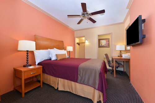 Гостиница Americas Best Value Inn Porterville