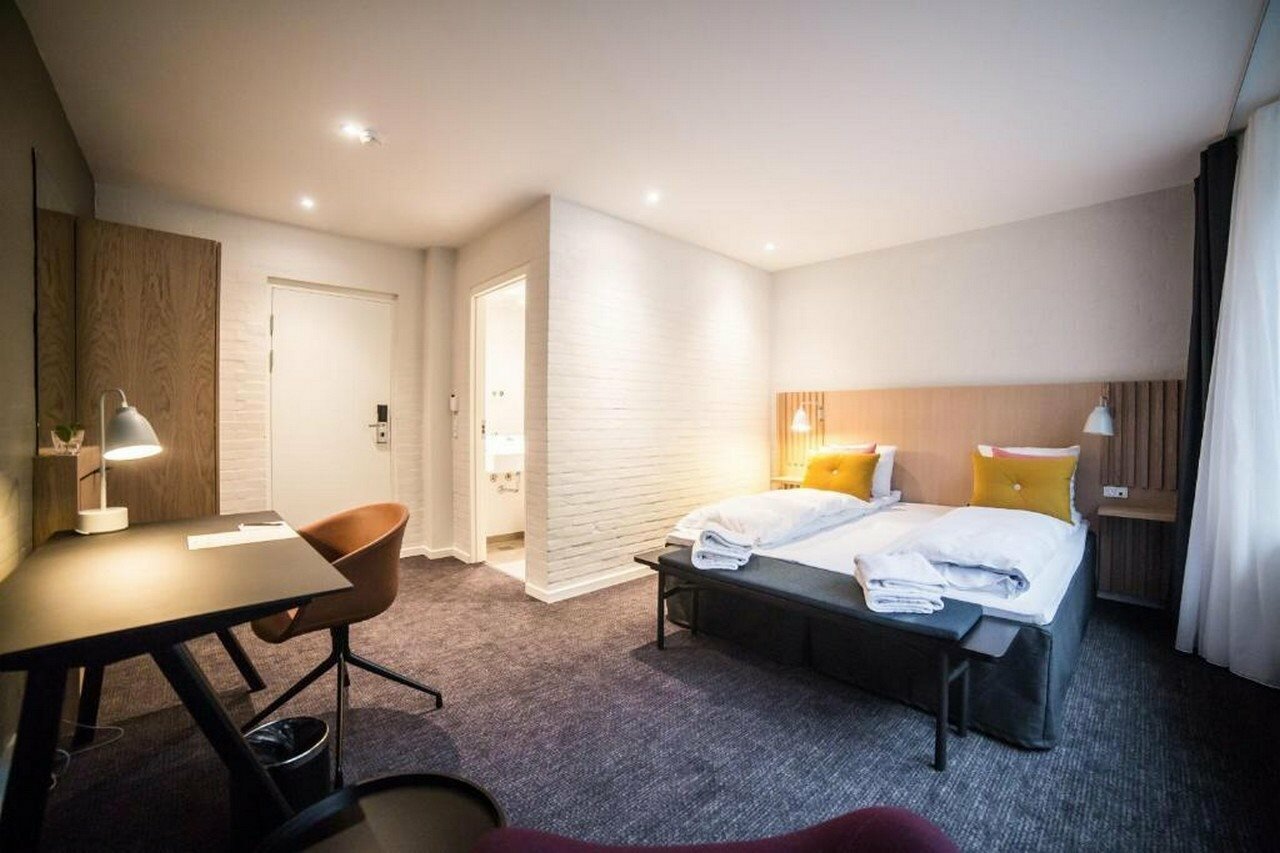 Фото отеля 2