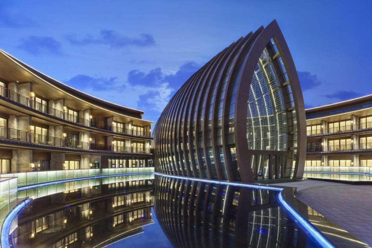 Фото отеля 1