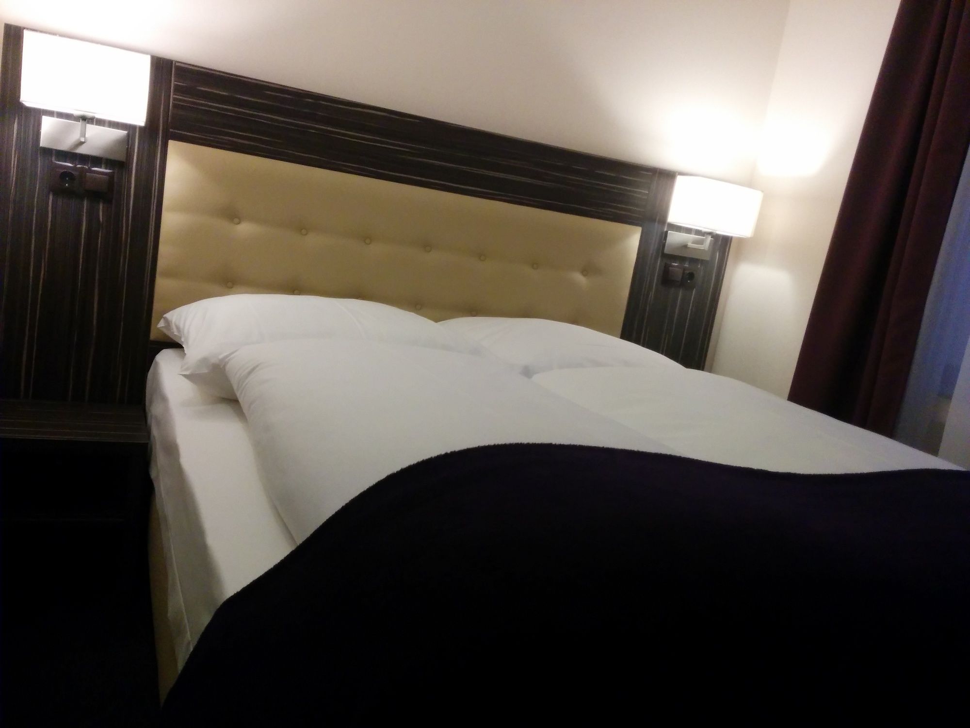 Фото Hotel Famosa