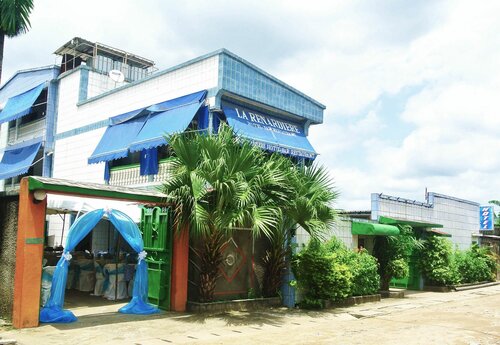 Гостиница Hôtel La Renardière в Дуале