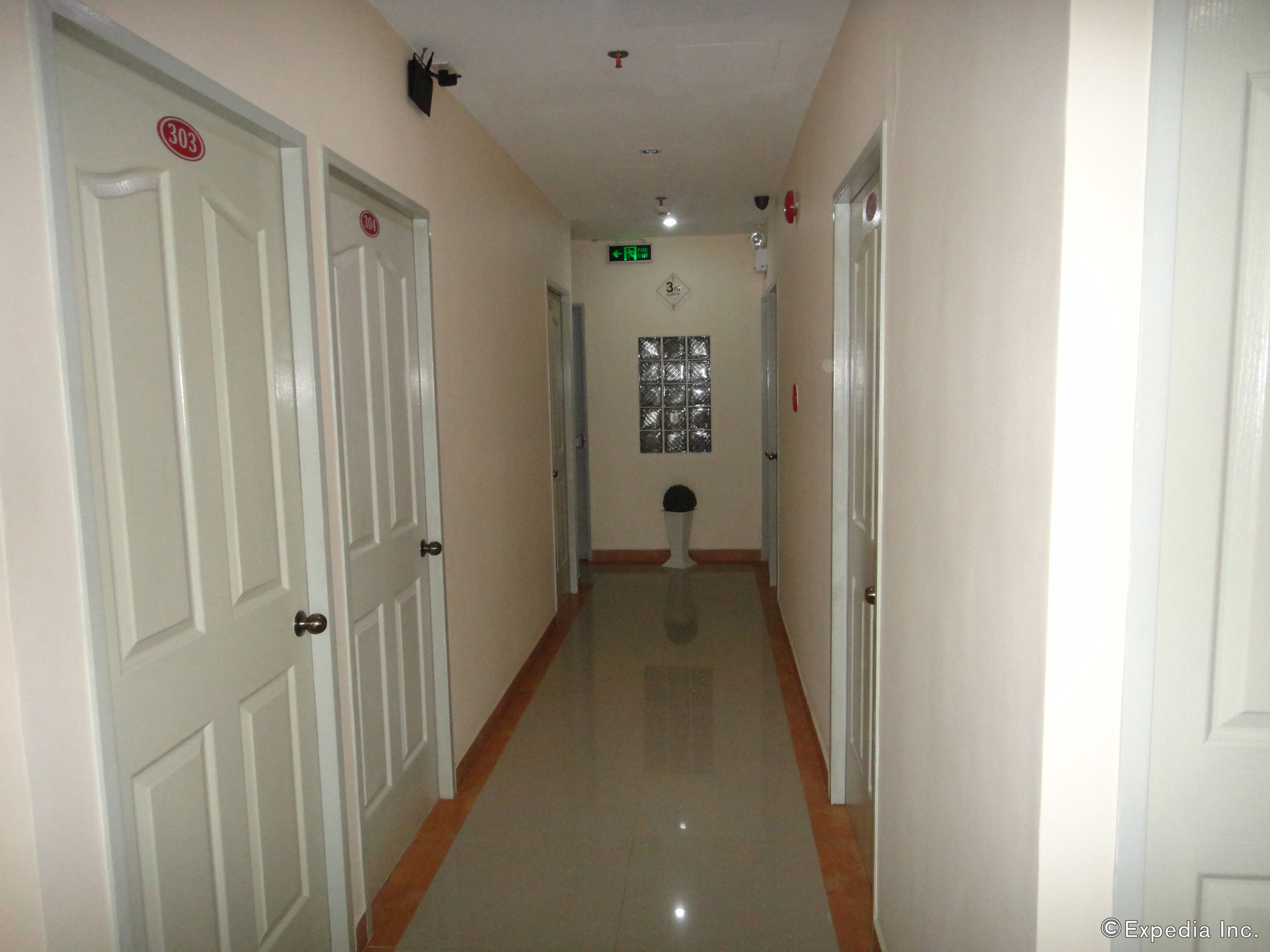 Фото Anri Pension House