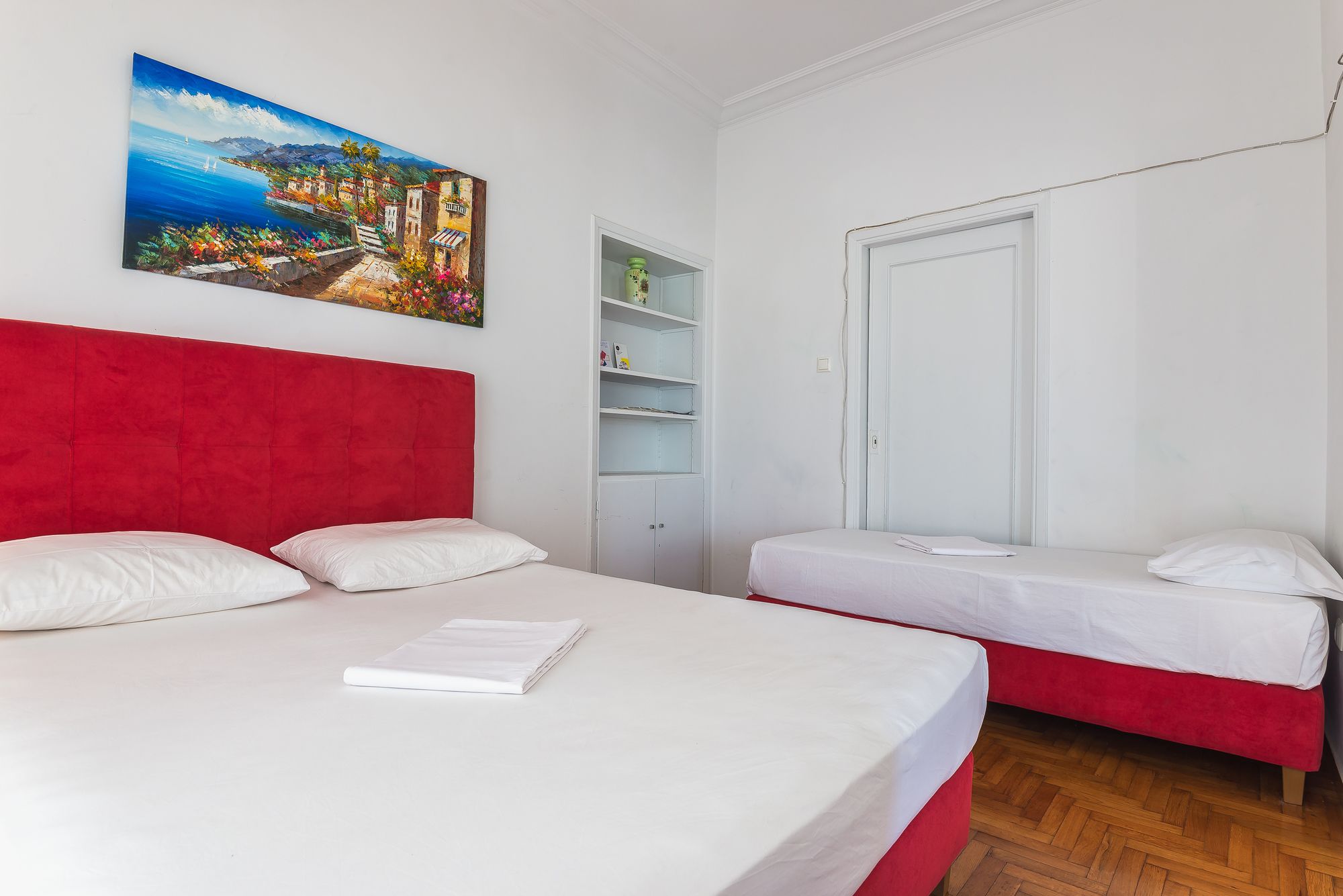 Фото Super Paradise Apartments