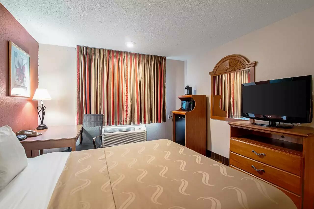 Фото Quality Inn Aberdeen