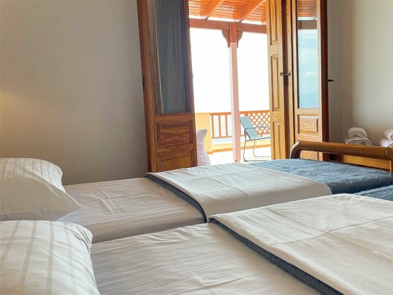 Фото Nereides Seaside Apartments