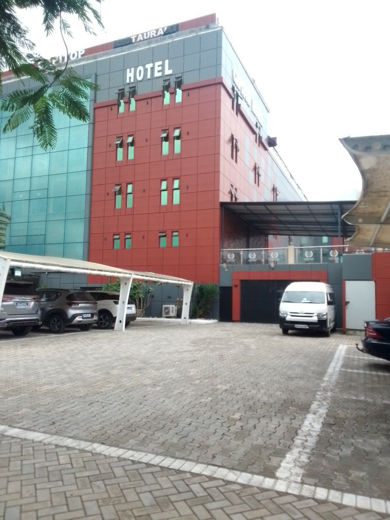 Фото 36696713827