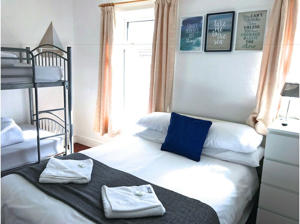 Фото The Sandford Promenade Hotel