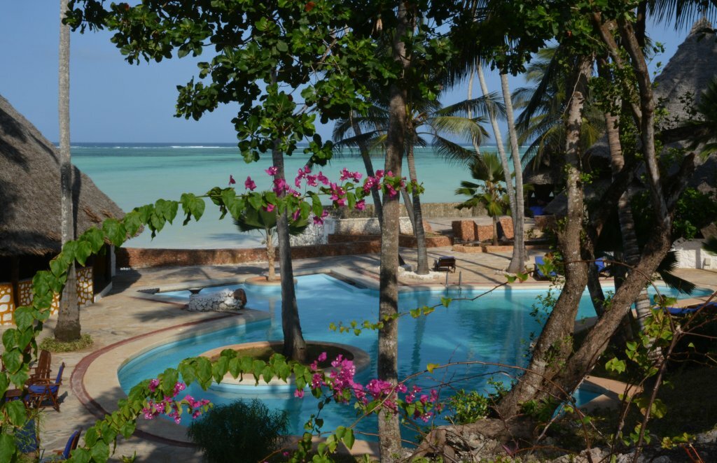 Reef and Beach Resort 3 Занзибар