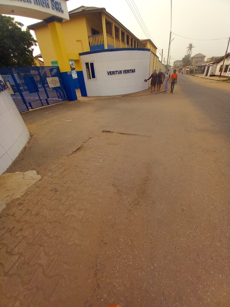 School St. Mary's High School, Accra, photo