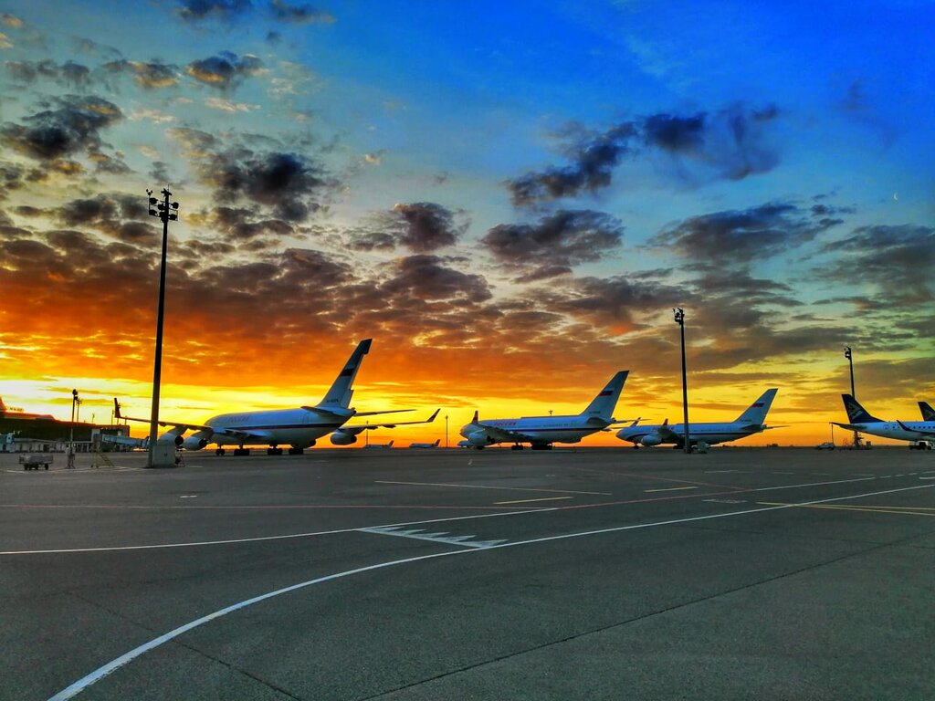 Аэропорт Международный аэропорт Астаны, Астана, фото