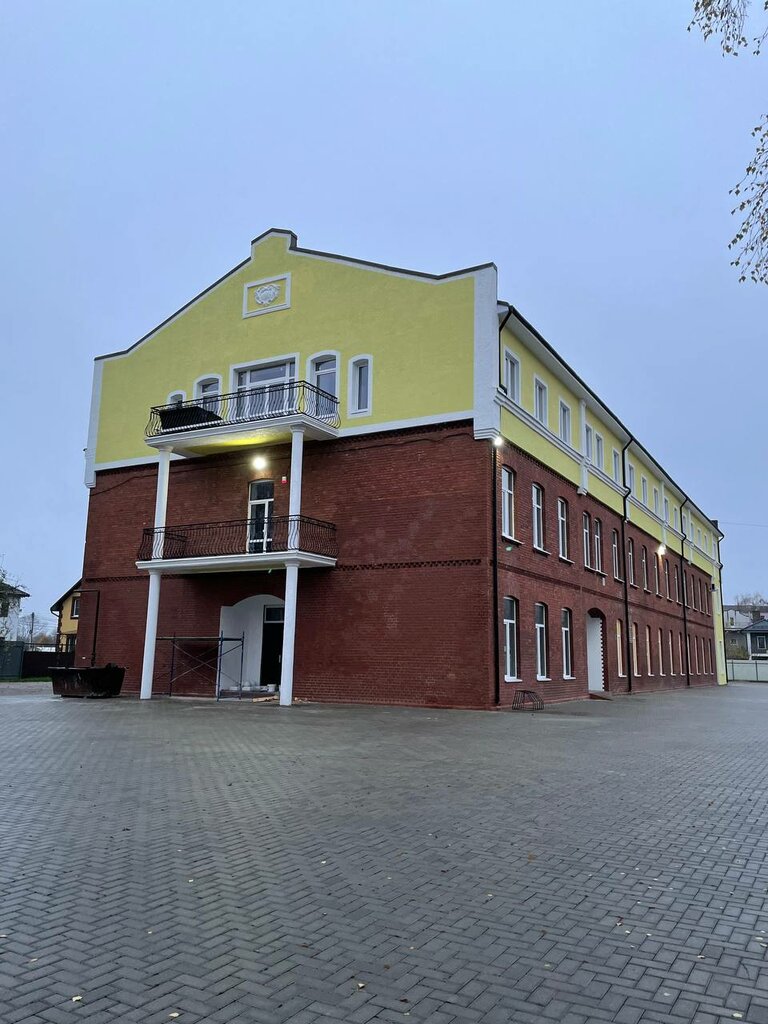 Further education School of creative industries, Gusev, photo