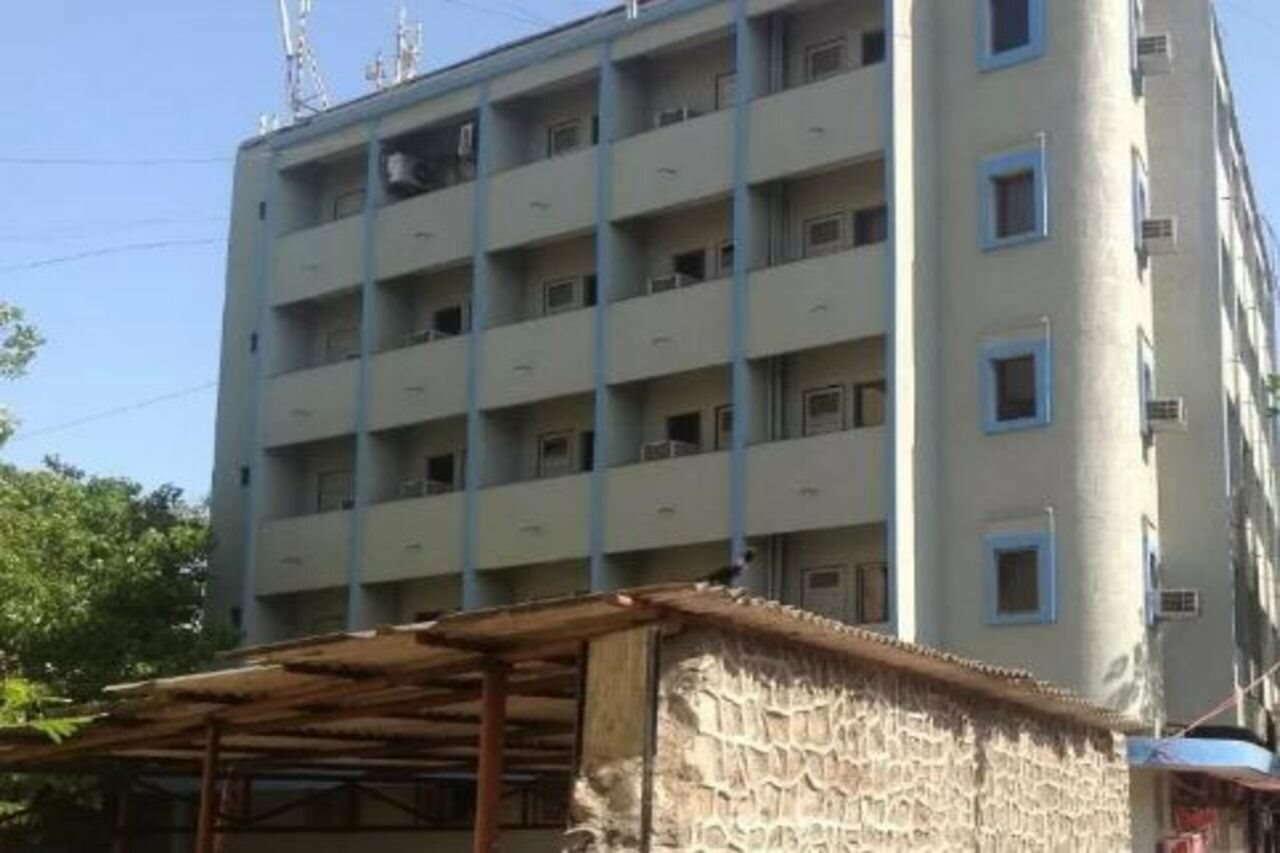 Фото отеля 1