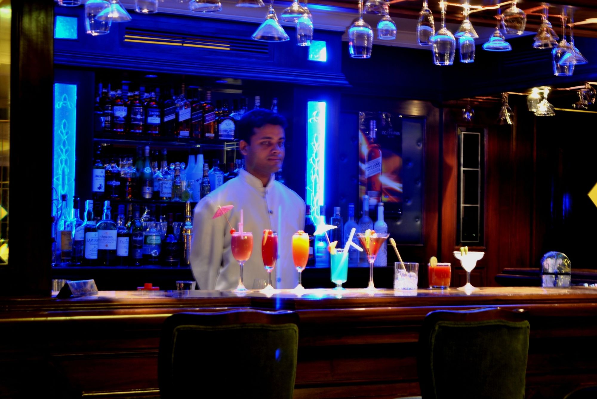 Фото Dynasty Hotel