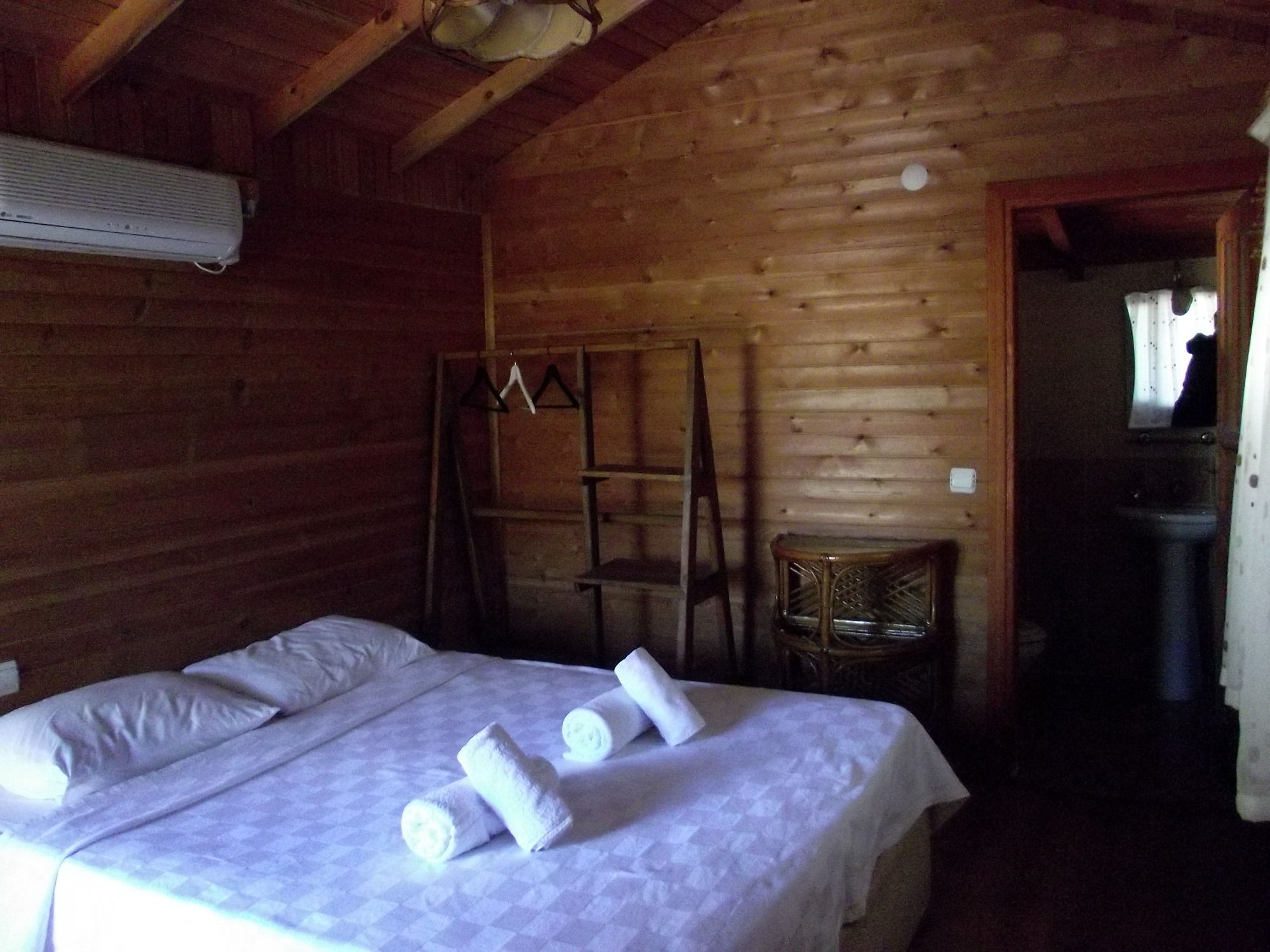 Фото Koala Bungalows