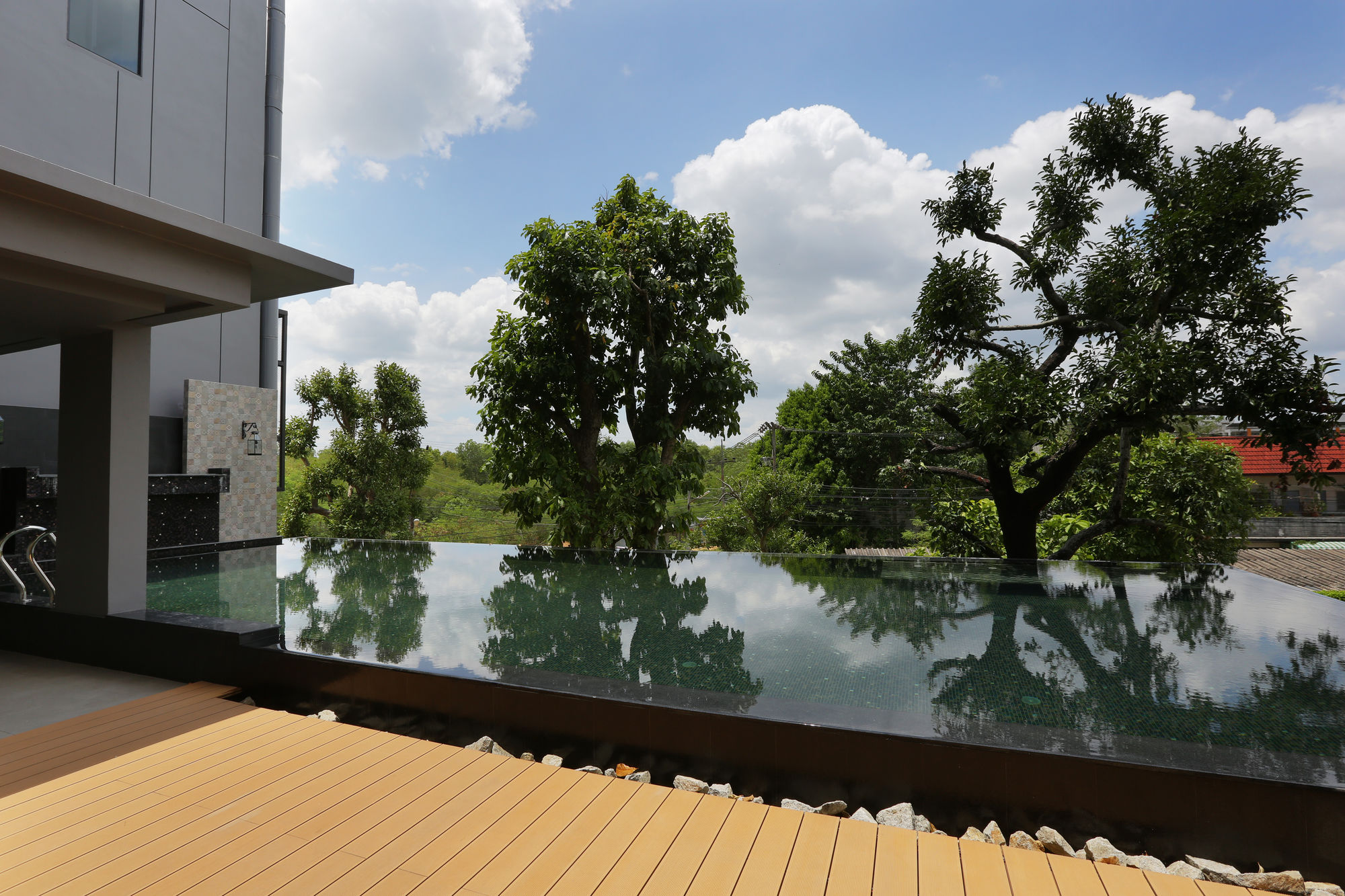 Фото Hatyai Signature Hotel