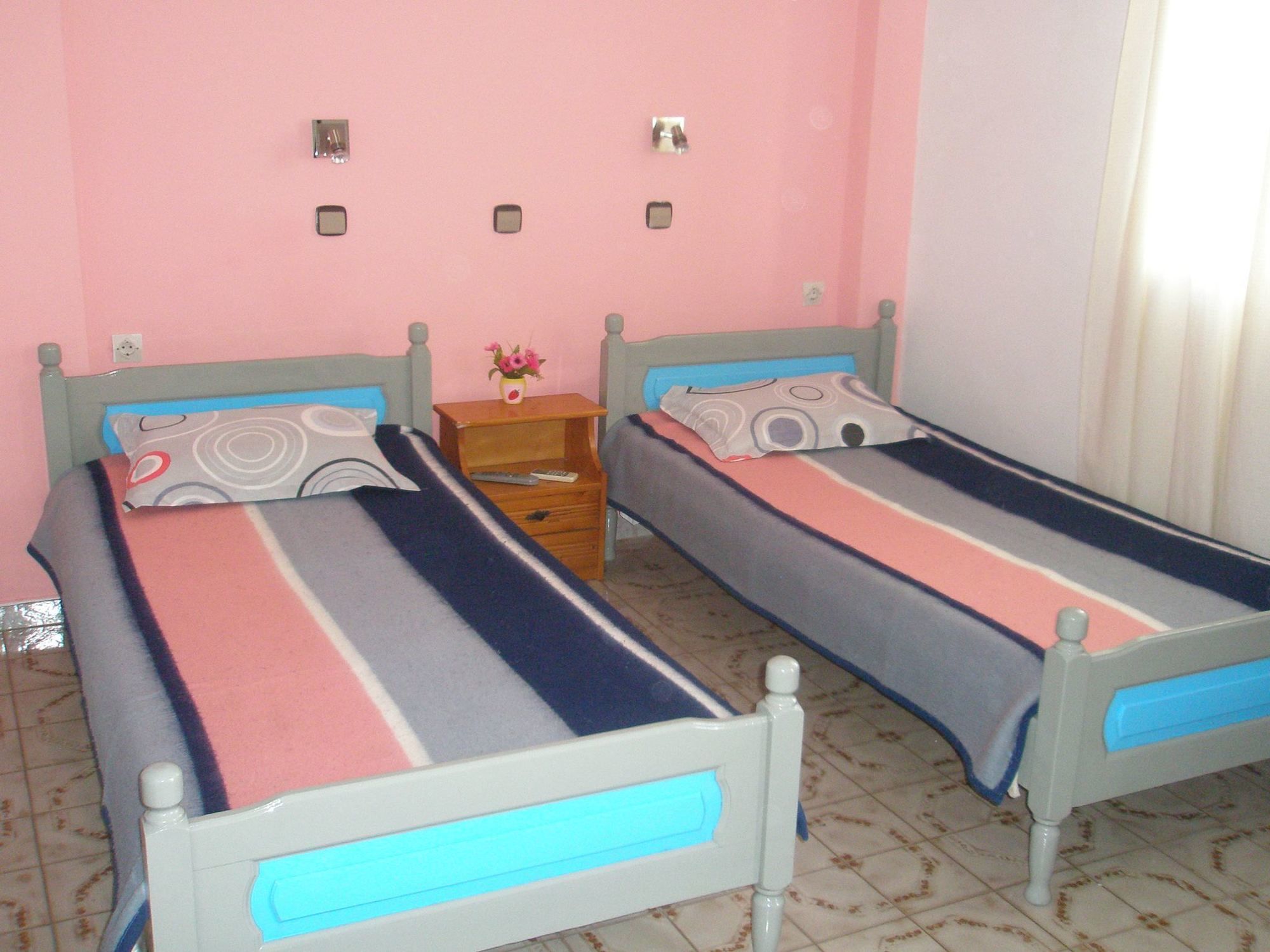 Фото Nitsa Rooms