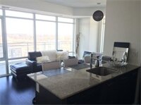 Фото Square One Luxury Furnished Suite