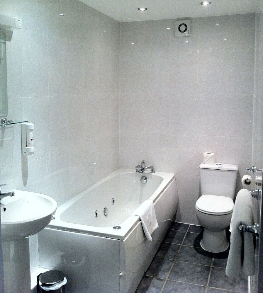 Фото The Edgbaston Palace Hotel