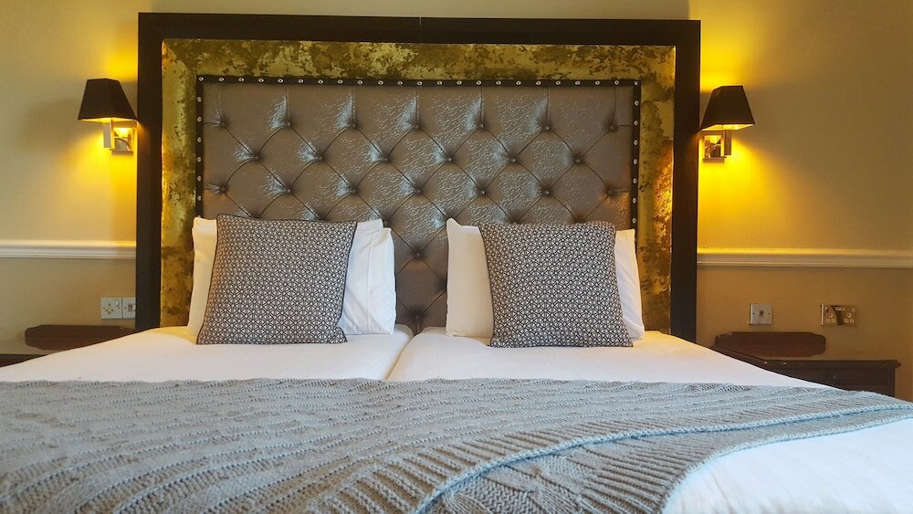 Фото The Haymarket Lairg Hotel