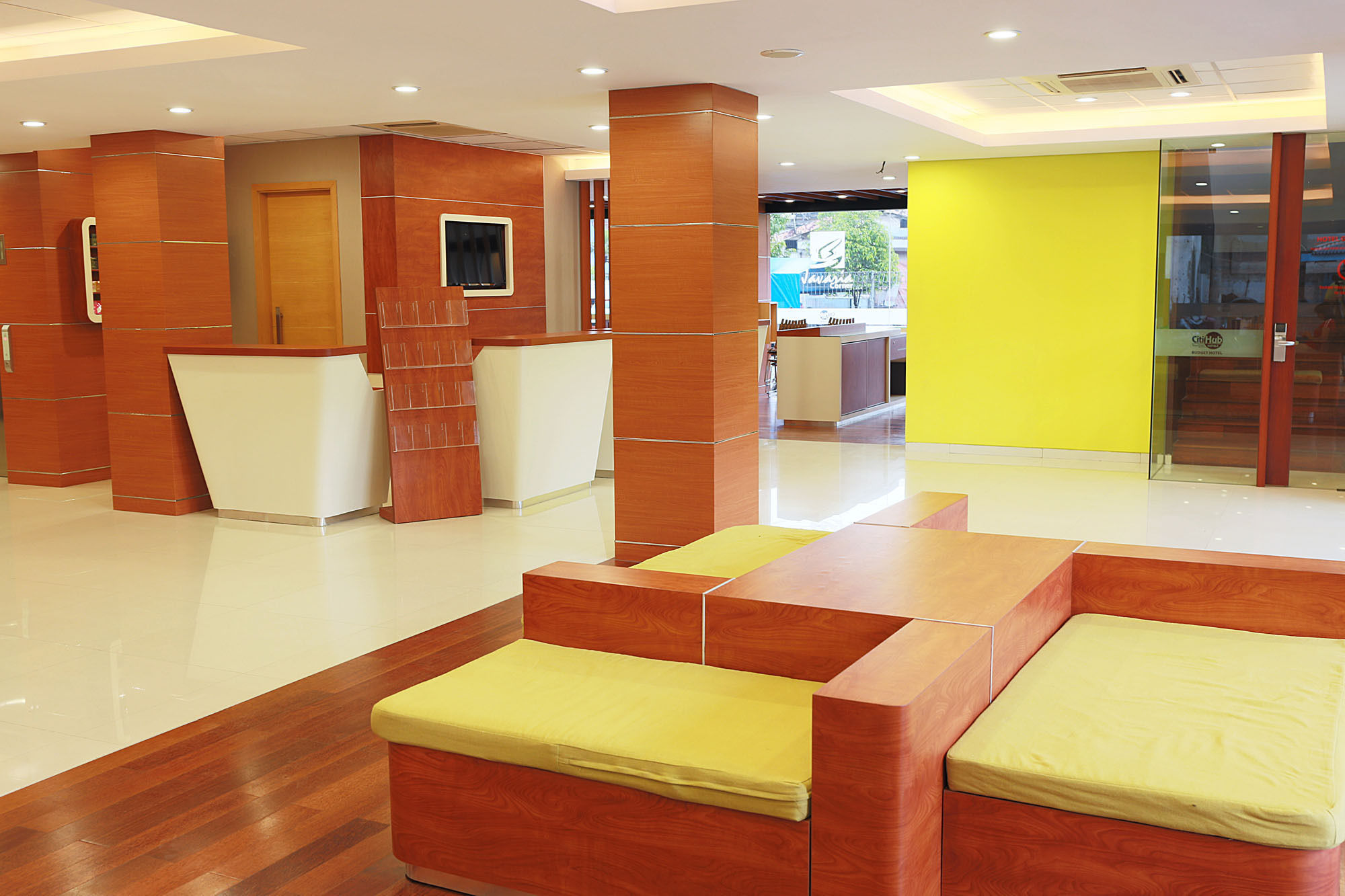 Фото Citihub Hotel @Pecindilan, Surabaya