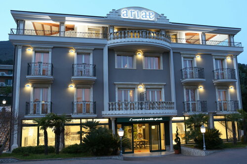Гостиница Ariae Hotel - Ali Hotels в Сан-Джованни-Ротондо