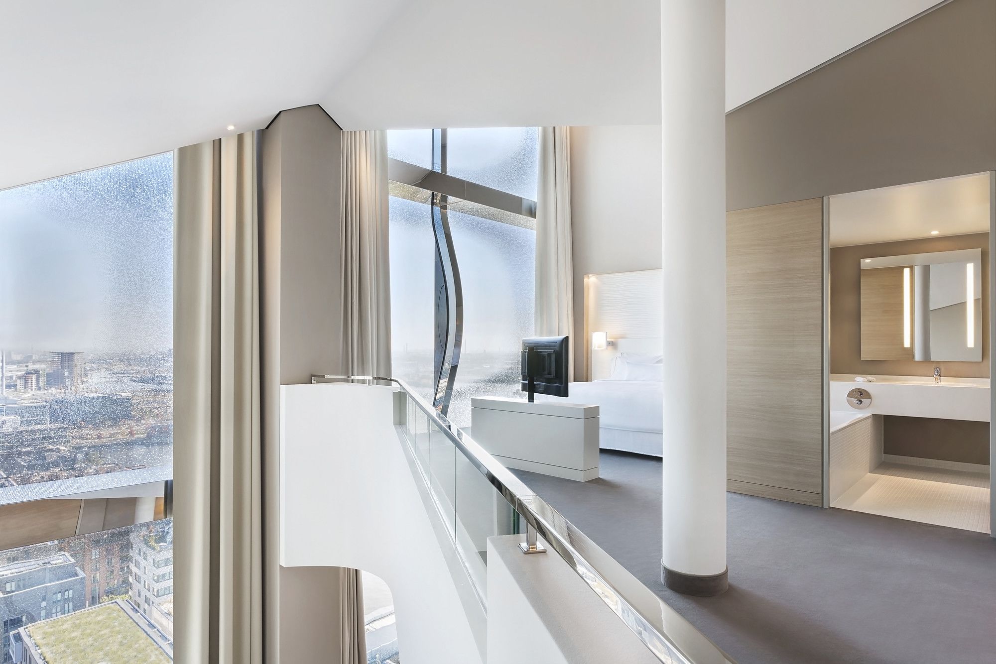 Фото The Westin Hamburg