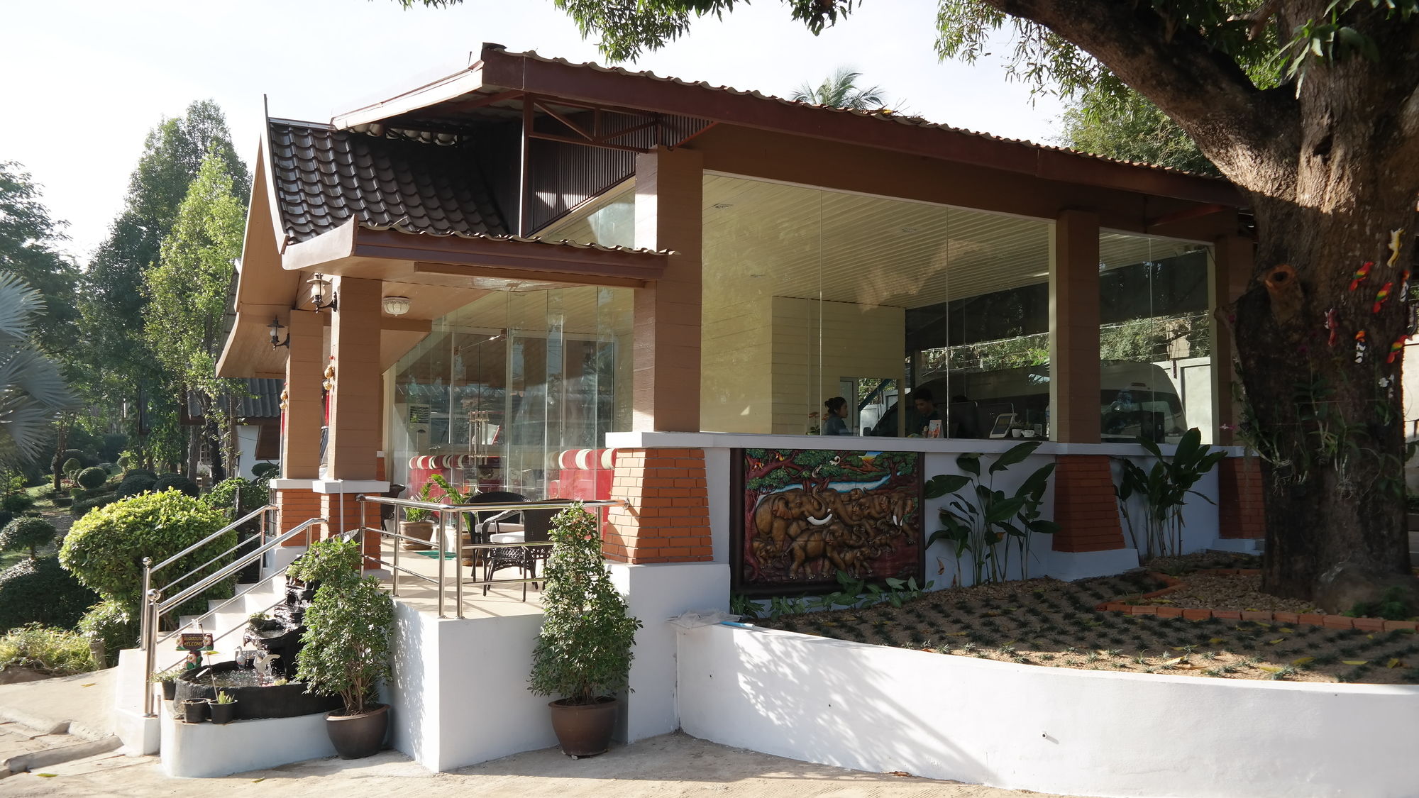 Фото Phubachiang Golf & Resort Pakse