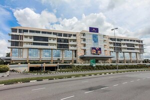 Гостиница Wafa Hotel & Apartment в Бандар-Сери-Бегаване