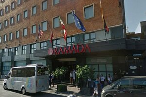 Гостиница Ramada by Wyndham Naples