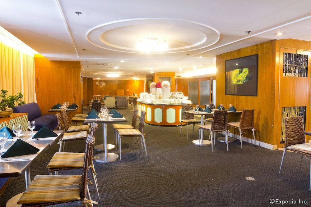 Фото The Pearl Manila Hotel