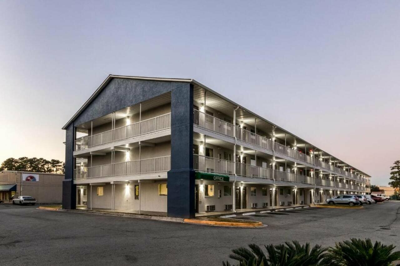 Фото Studio 6 Savannah, Ga