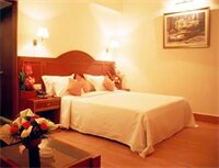 Фото Hotel Bangalore Gate