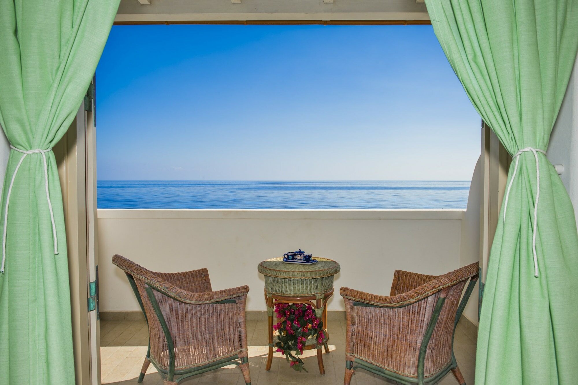 Фото Hotel Ossidiana Stromboli Center