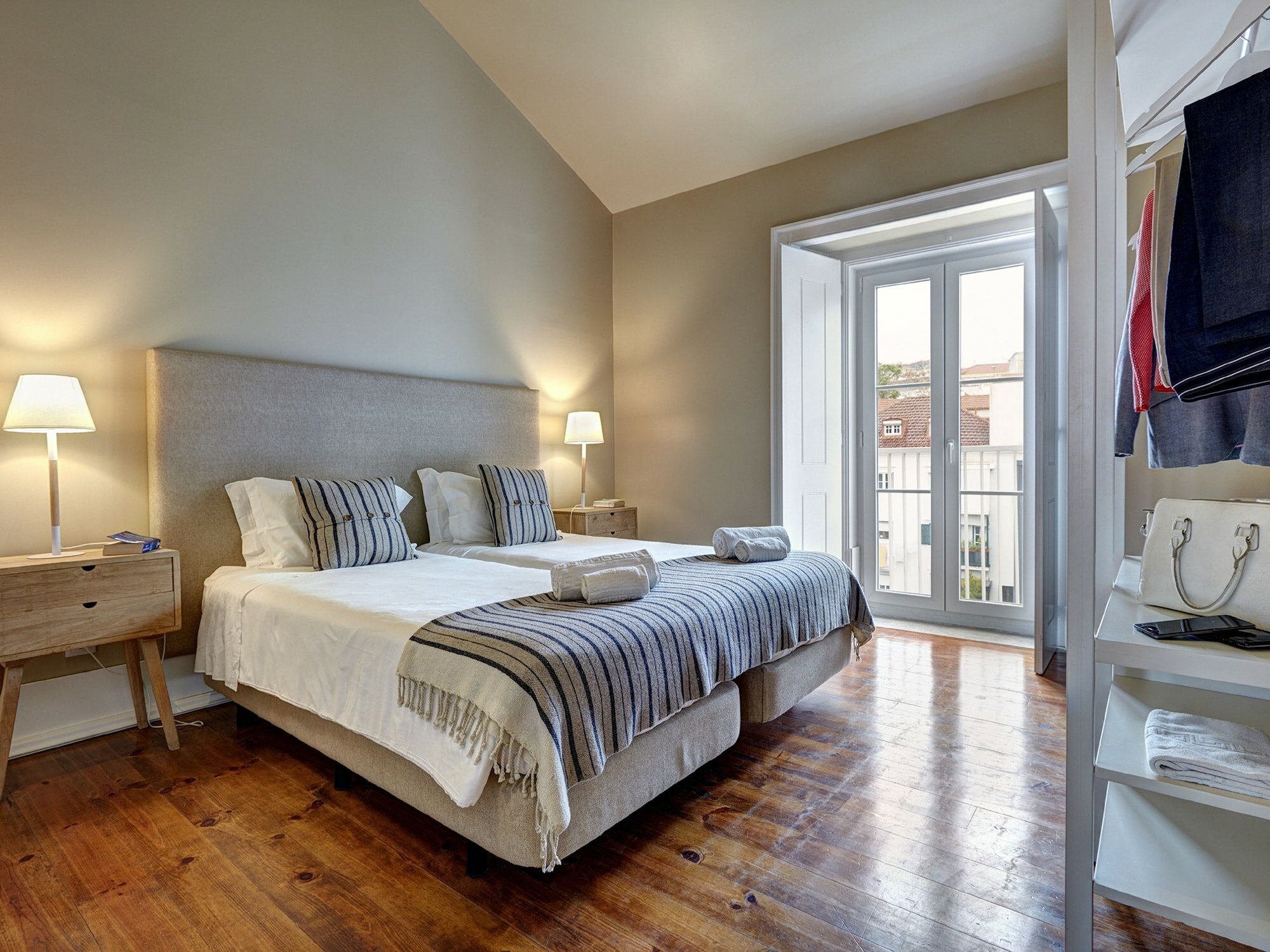 Фото Lisbon Canaan Boutique Apartments Gaivotas