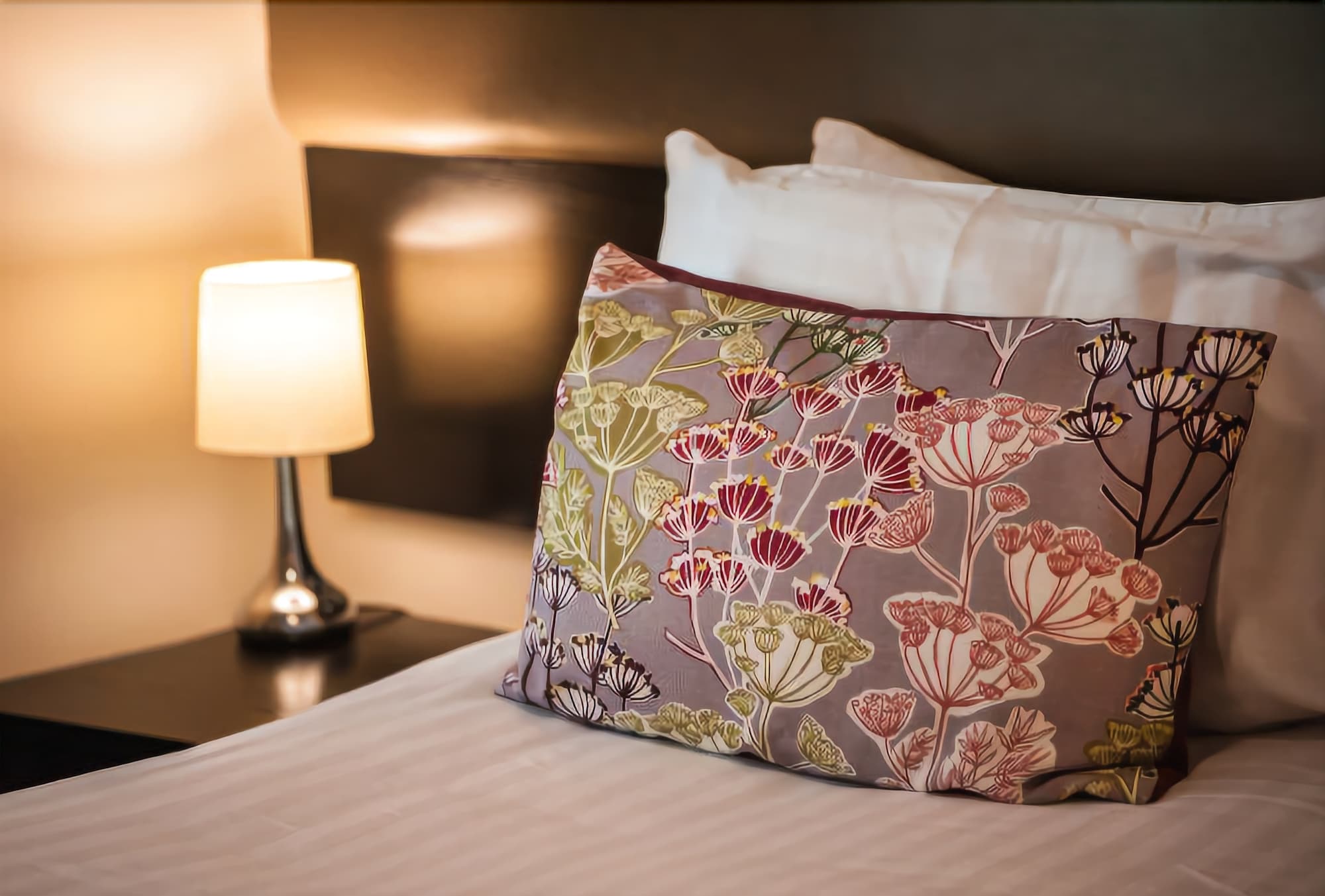 Фото Mannin Hotel