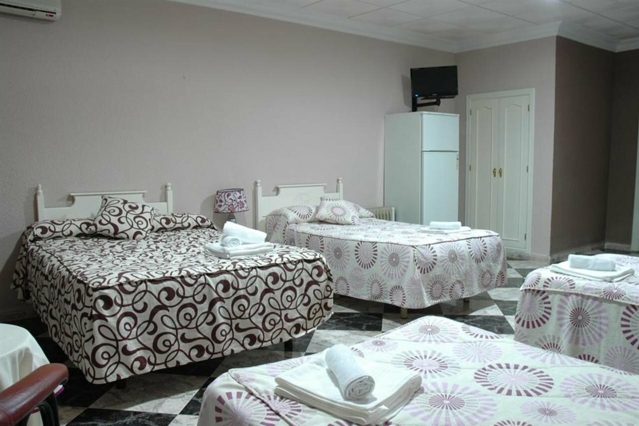 Фото Hotel Plaza Manjon