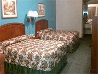 Фото Texas Inn and Suites City Center at University Dr