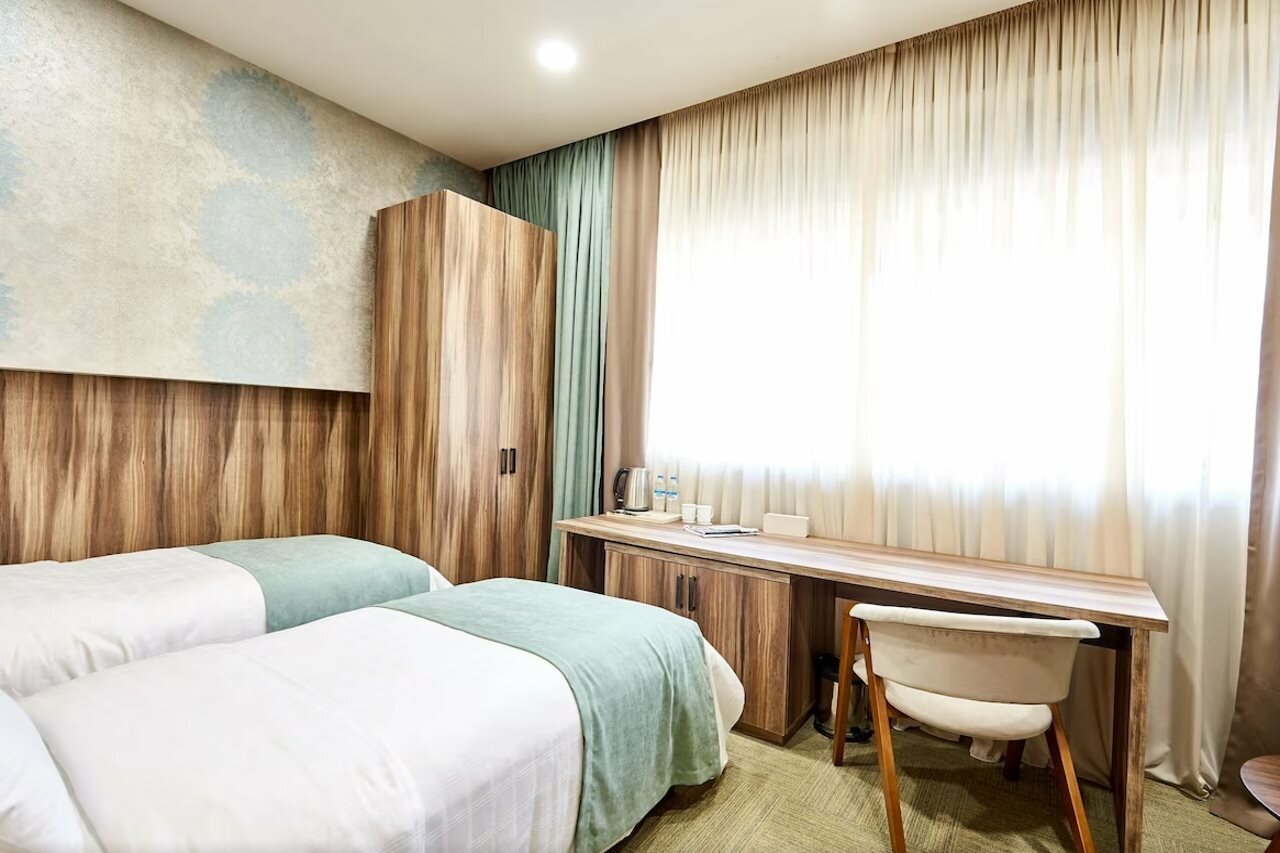 Фото Best Western Tbilisi City Center