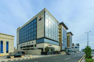 Гостиница Comfort Hotel Jeddah King Road