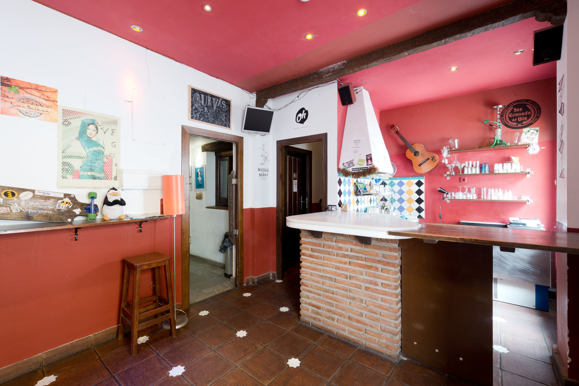 Фото Oasis Backpackers Hostel Granada