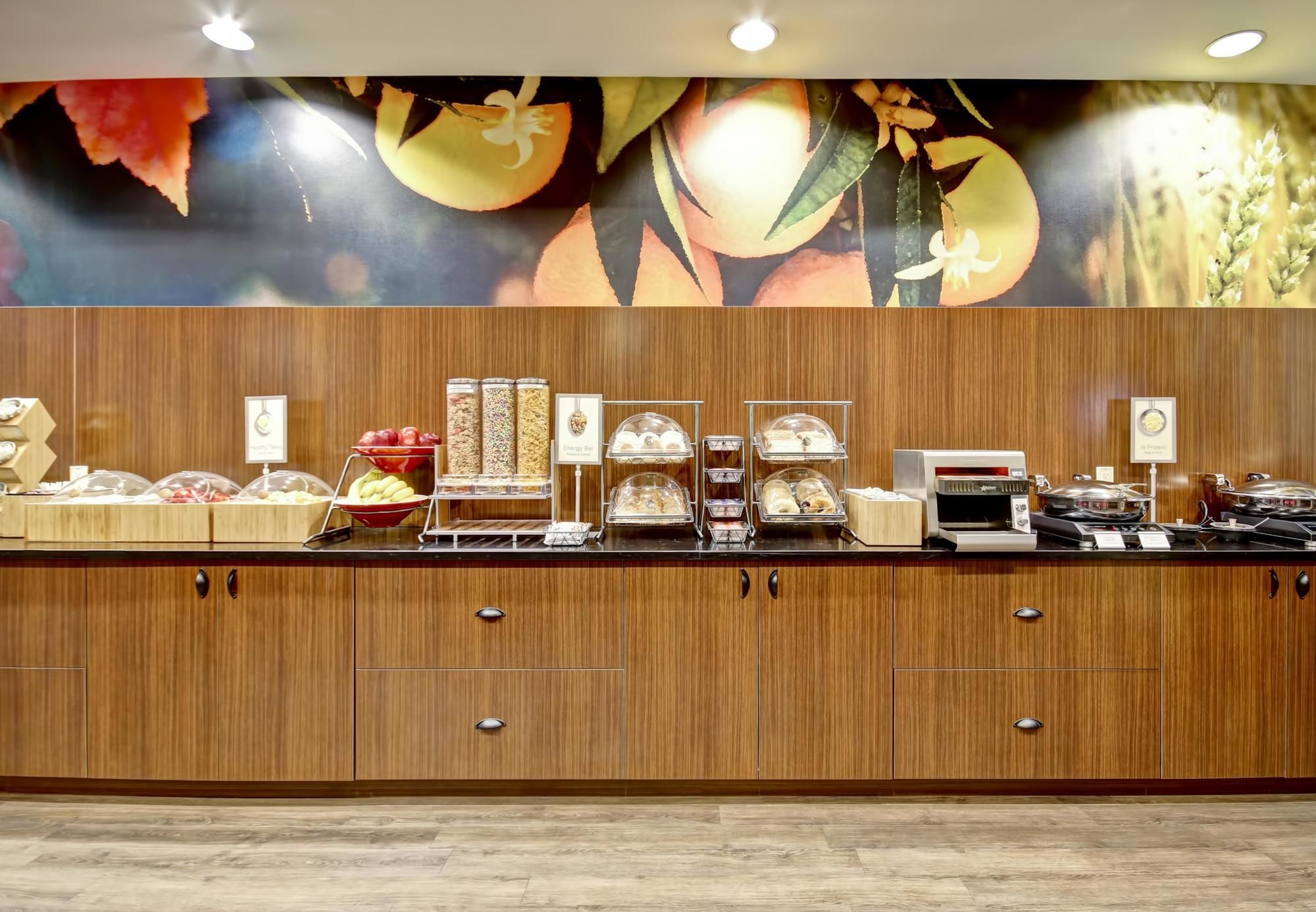 Фото Fairfield Inn & Suites by Marriott Guelph