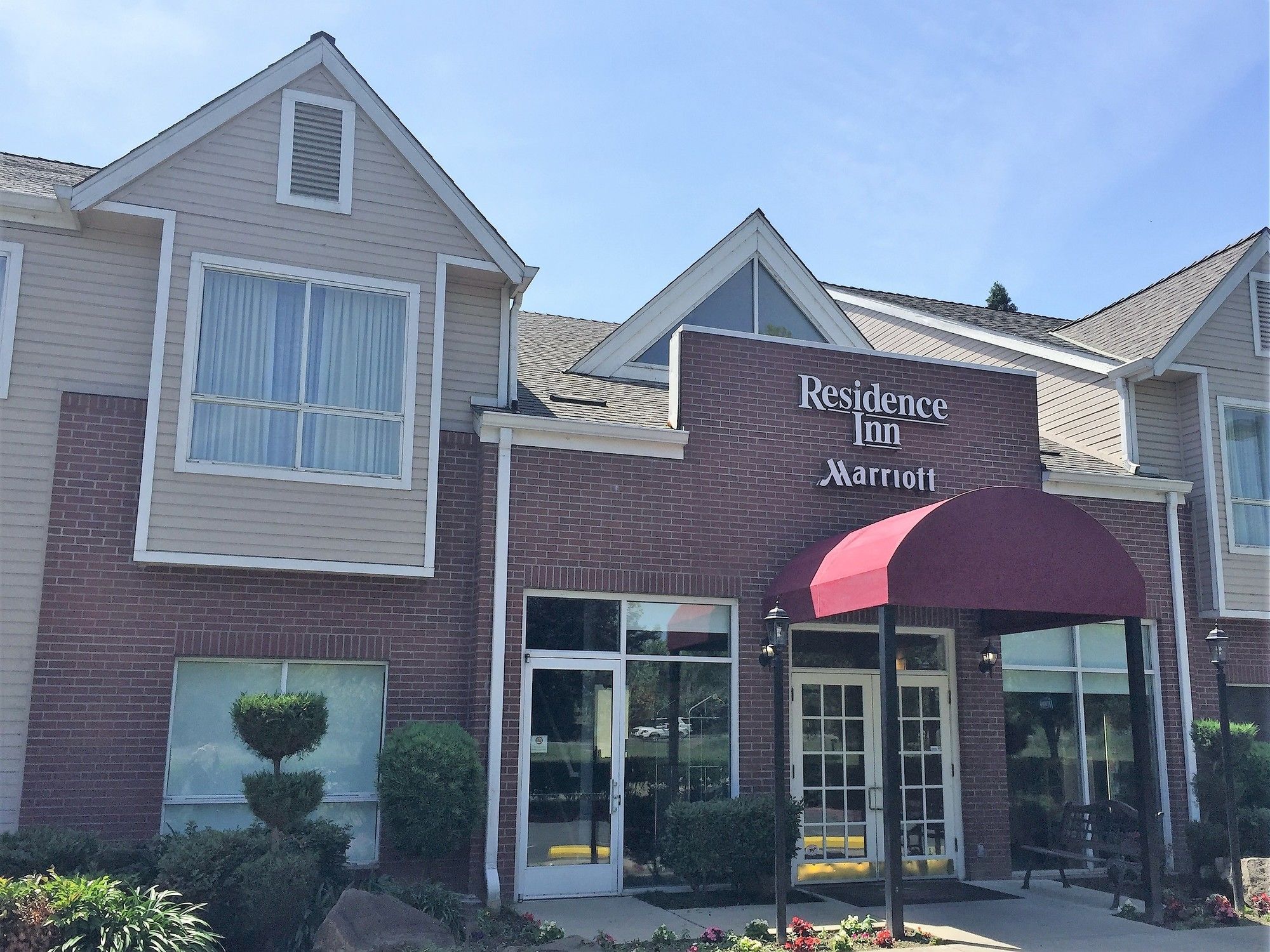 Фото Residence Inn by Marriott Sacramento Airport Natomas