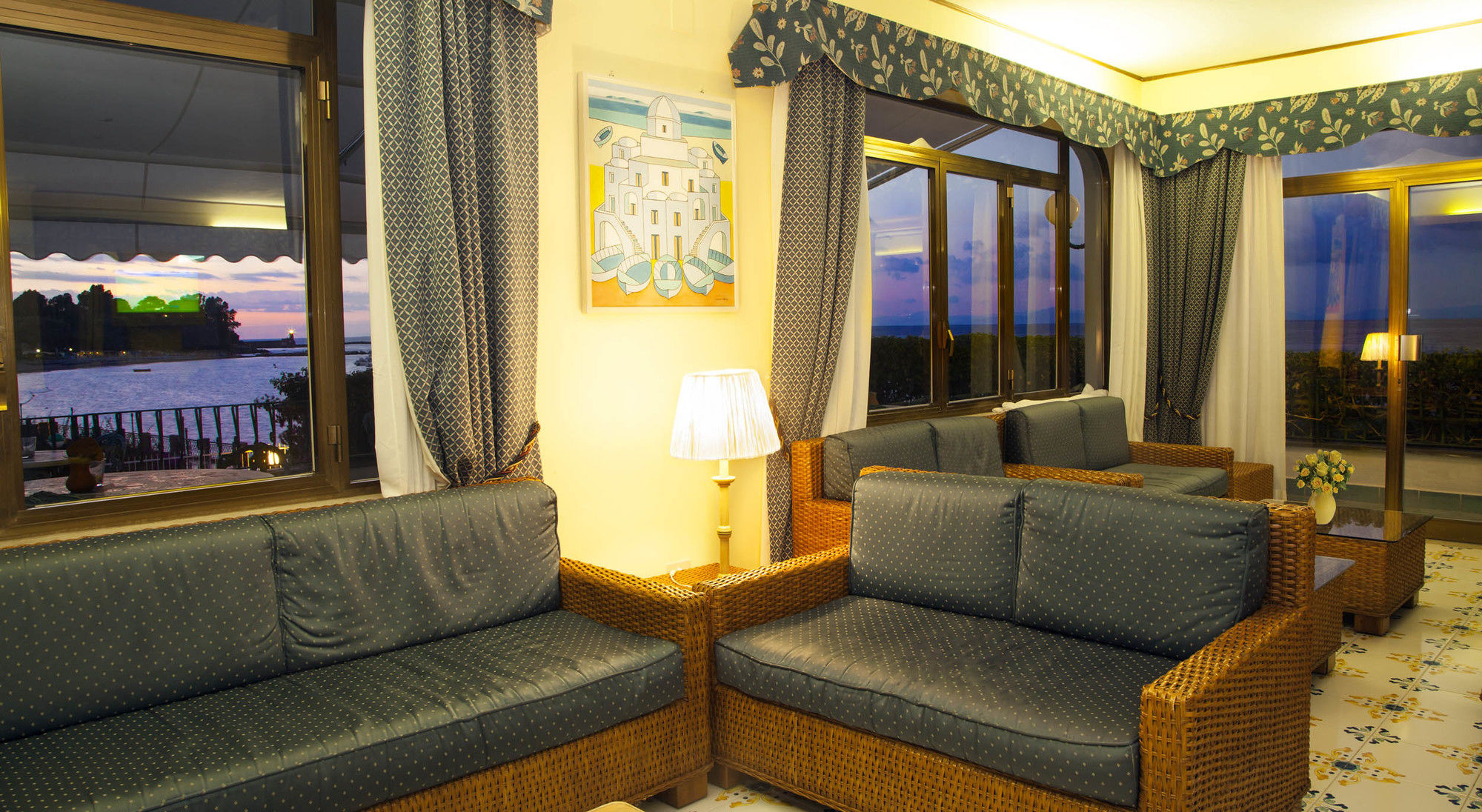 Фото Hotel Ambasciatori