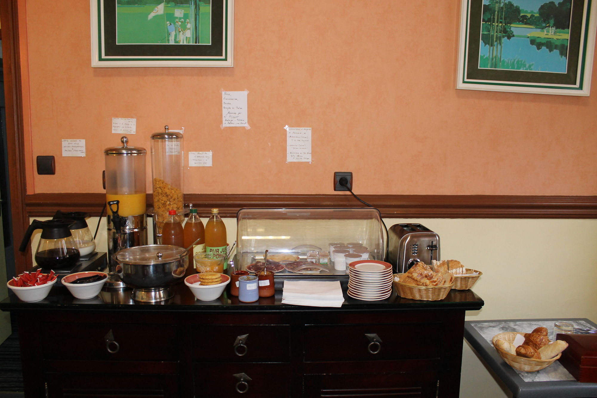 Фото Hotel Au Chapon Fin